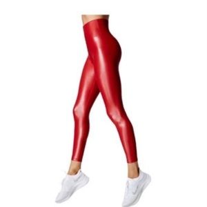 Carbon 38 Red Takara shine leggings size small
